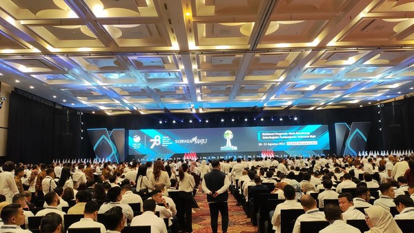 Seminar Digital Marketing HIPMI Dihadiri 500+ Peserta